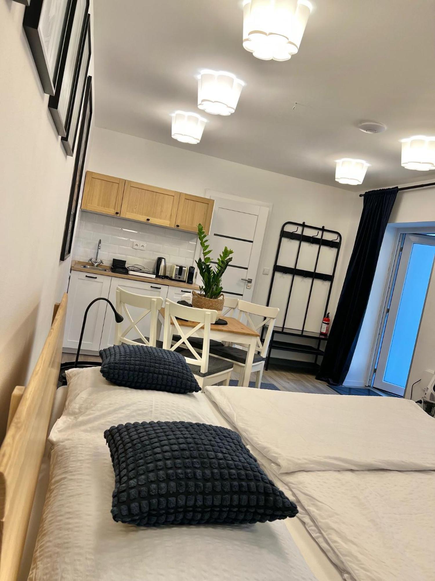 Apartmany Benesov Benesov nad Ploucnici ภายนอก รูปภาพ